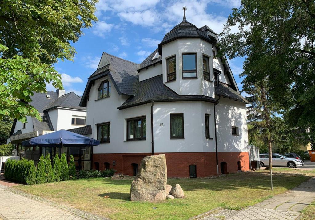 Hotel Blaufuchs Petershagen-Eggersdorf Bagian luar foto